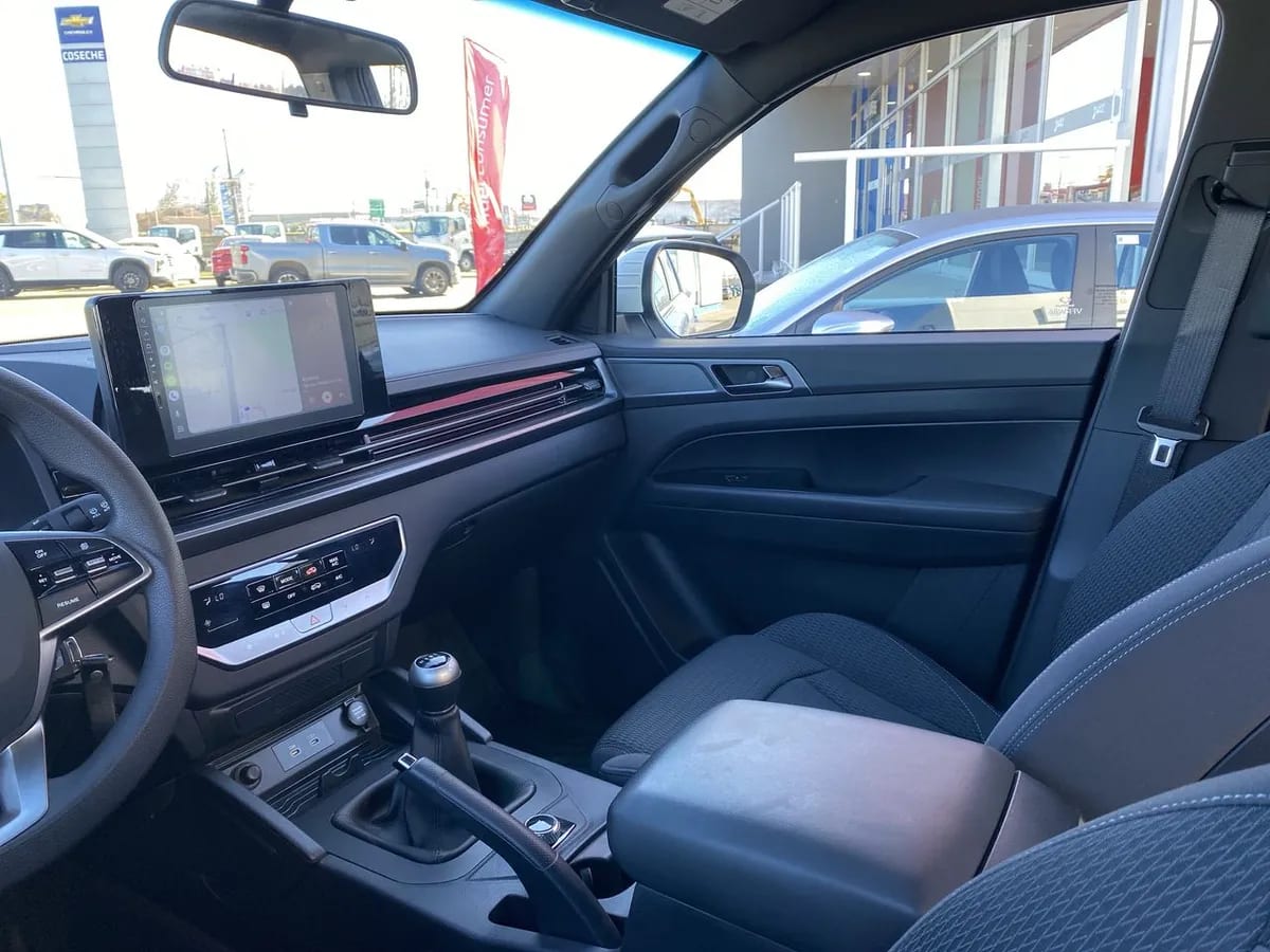 Ssangyong Musso 2.2 Td Grand Glx Diesel 4wd Nueva Radio Mt6 4p año 2025