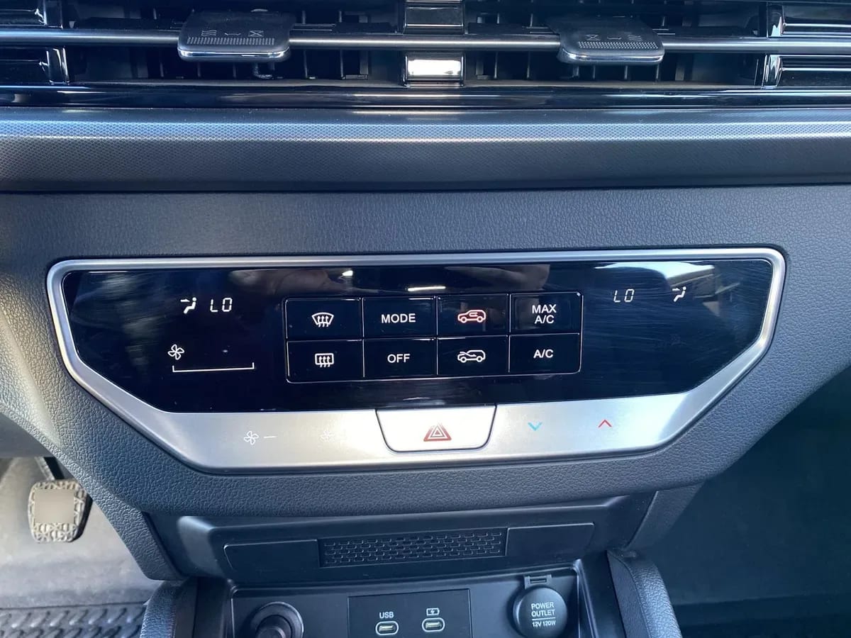 Ssangyong Musso 2.2 Td Grand Glx Diesel 4wd Nueva Radio Mt6 4p año 2025
