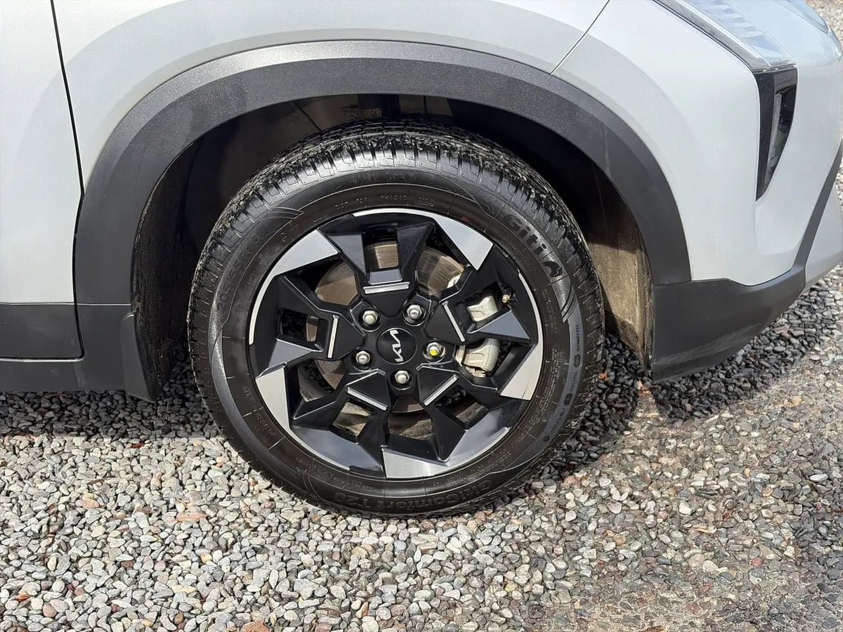 Kia Sonet 1.5 Ex 4x2 Ivt Ri At 5p año 2025