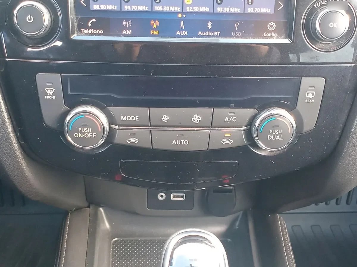 Nissan X-Trail 2.5 Advance Mc 4x2 3row Cvt At 5p año 2021