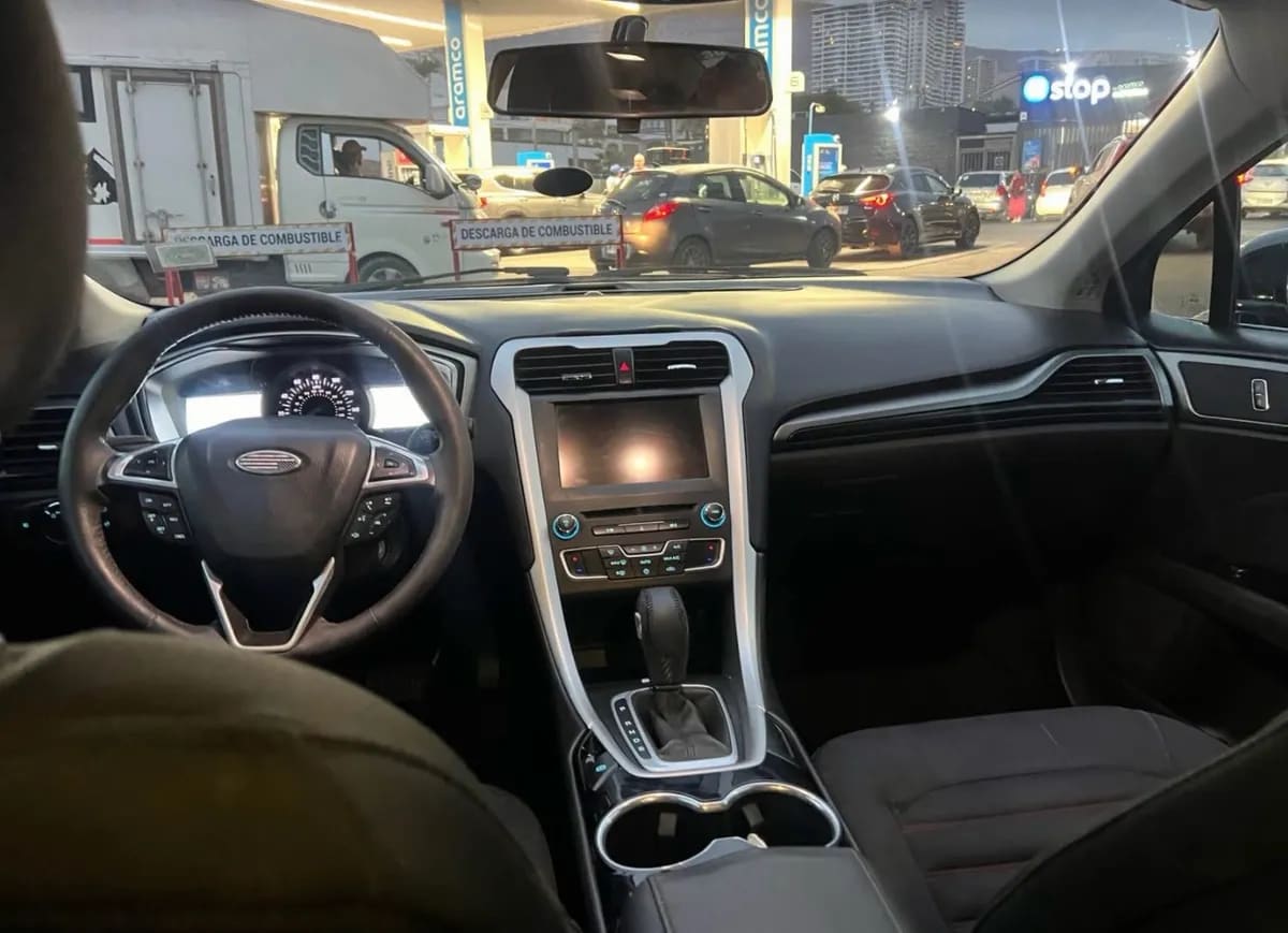 FORD FUSION 2.5 Se At año 2016