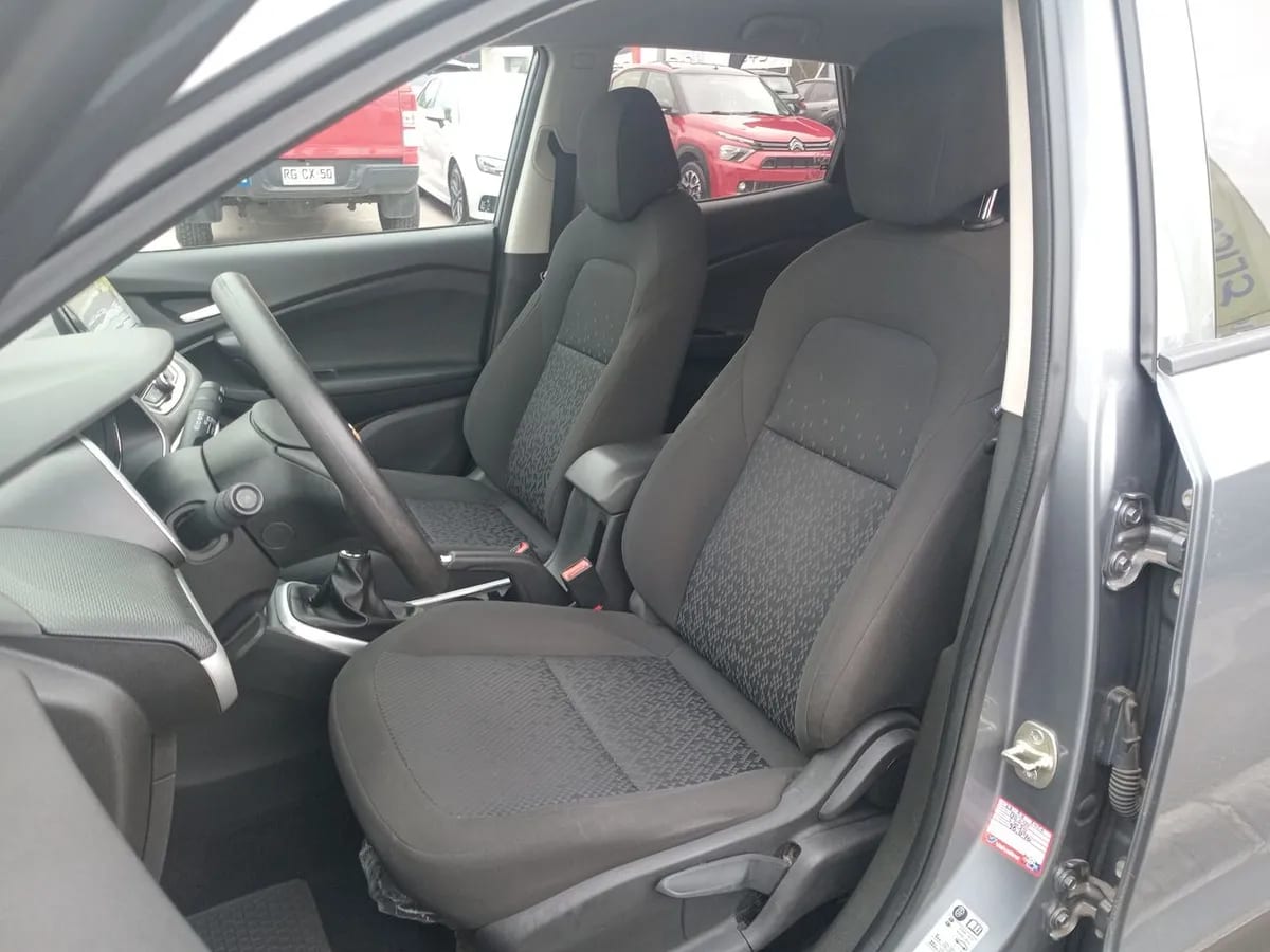 Chevrolet Tracker 1.2t Ls Fwd Mt 5p año 2022