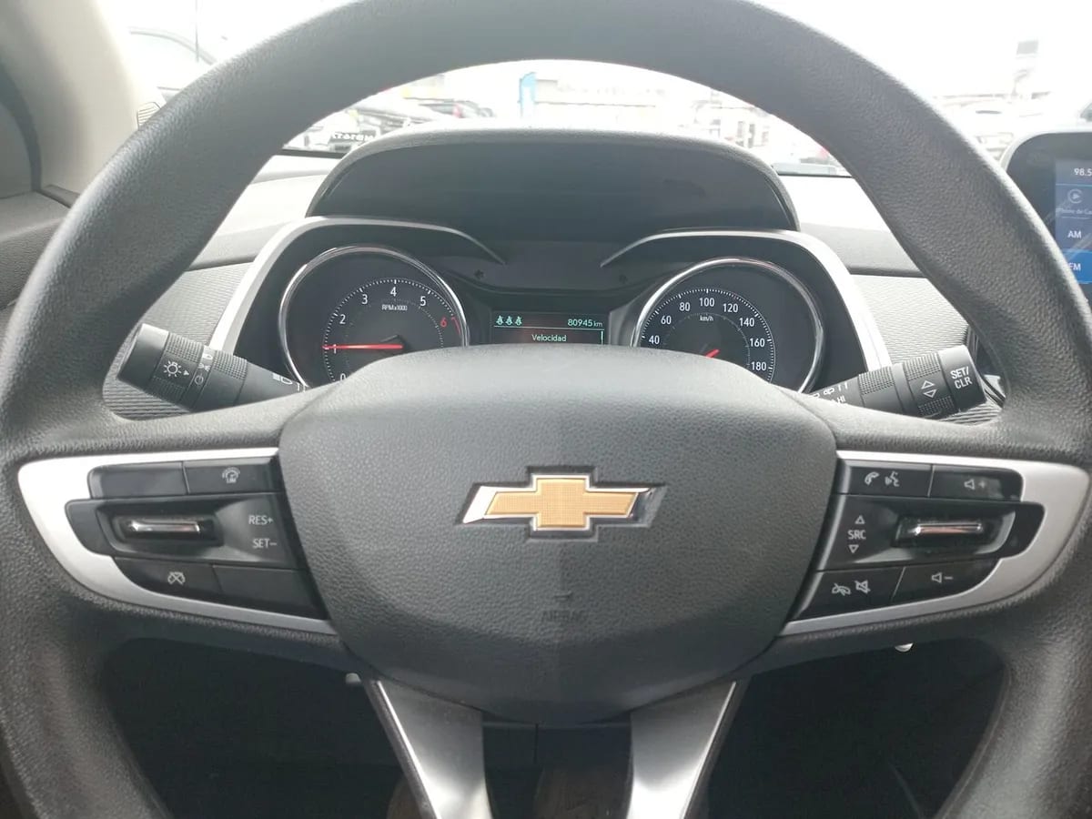 Chevrolet Tracker 1.2t Ls Fwd Mt 5p año 2022