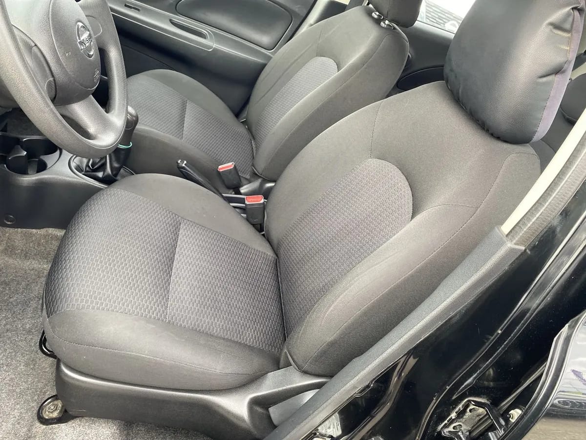 Nissan March 1.6 Active 4x2 Mt 5p año 2016