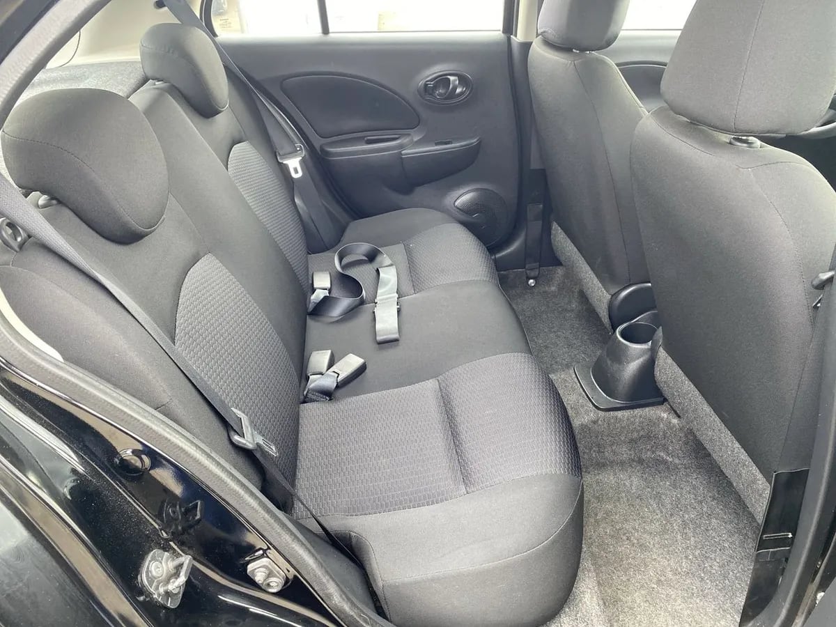 Nissan March 1.6 Active 4x2 Mt 5p año 2016