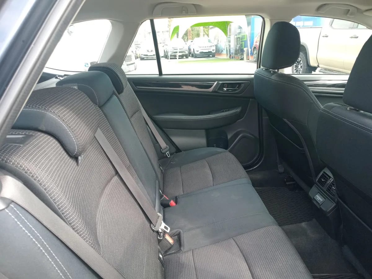 Subaru Outback 2.5i Limited Awd Cvt At 5p año 2019