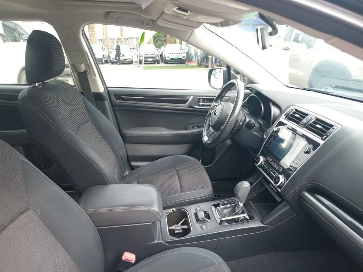 Subaru Outback 2.5i Limited Awd Cvt At 5p año 2019