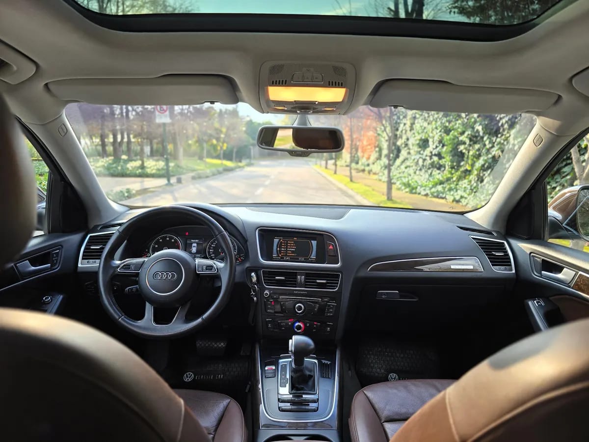 AUDI Q5 2.0 Tfsi Attraction Quattro Tiptronic At 4x4 año 2015