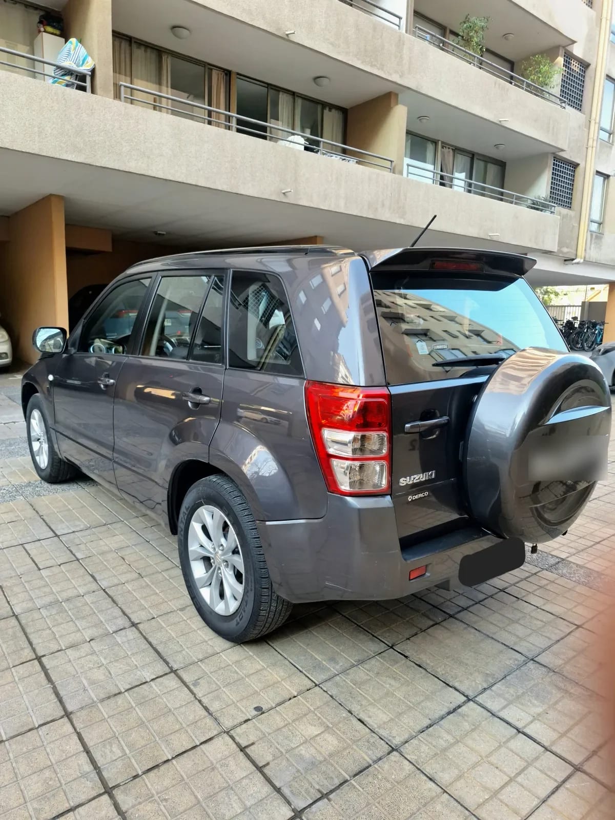 Suzuki Grand Nomade Otra año 2013