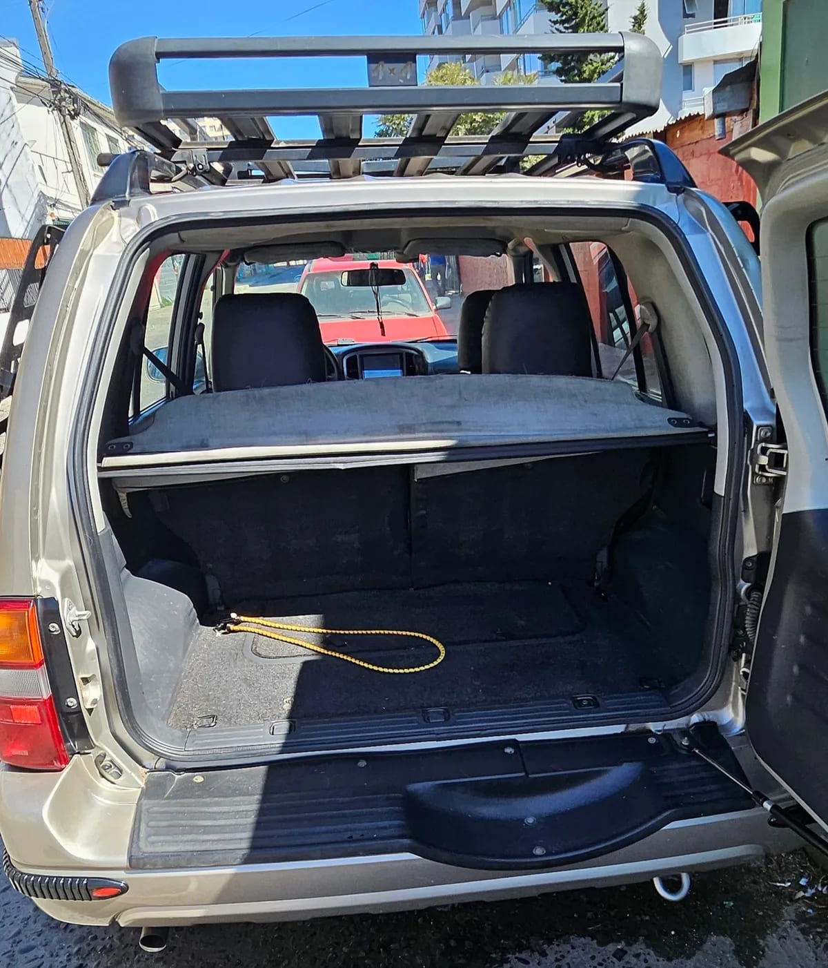 SUZUKI GRAND NOMADE 2.0 Mt Glx 4x4 año 2006