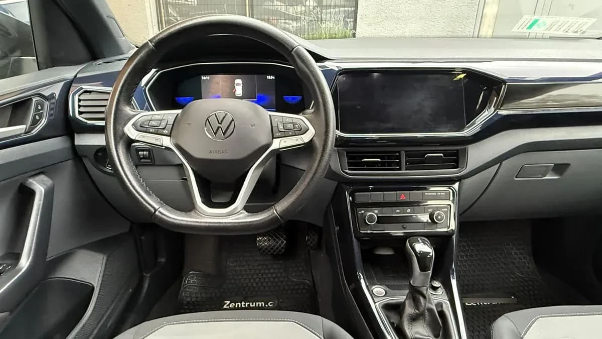 Volkswagen T-Cross 1.0 Tsi Comfortline 4x2 At6 5p. año 2022