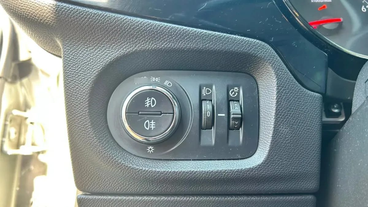 Opel Corsa 1.2 Edition 75 Hp Mt año 2022