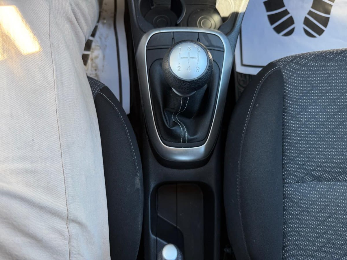 Kia Morning Ex 1.0 Mt5 Ac año 2025