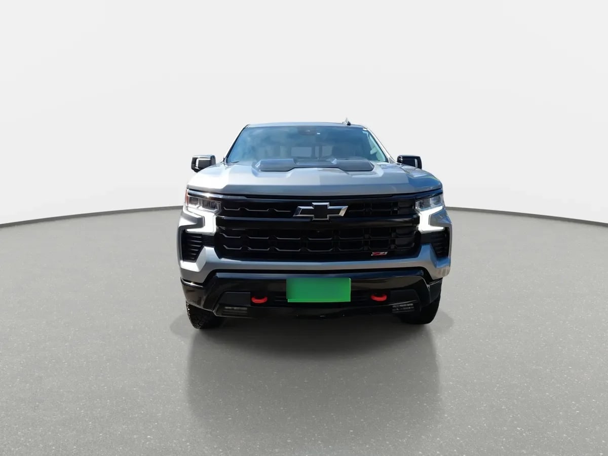 Chevrolet Silverado 5.3 Lt Trail Boss Z71 4x4 At 4p año 2024