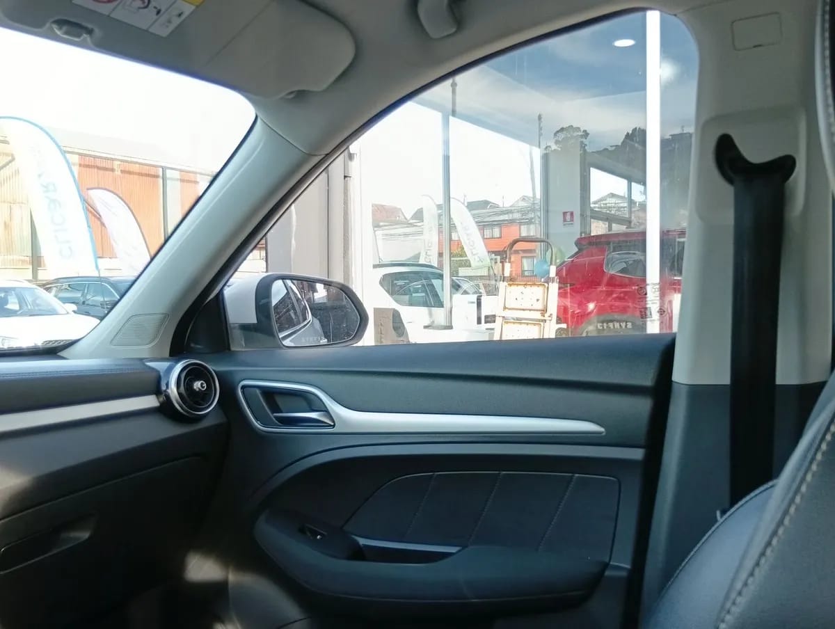 MG Mg Zs 1.5 Std 4x2 At 5p año 2023