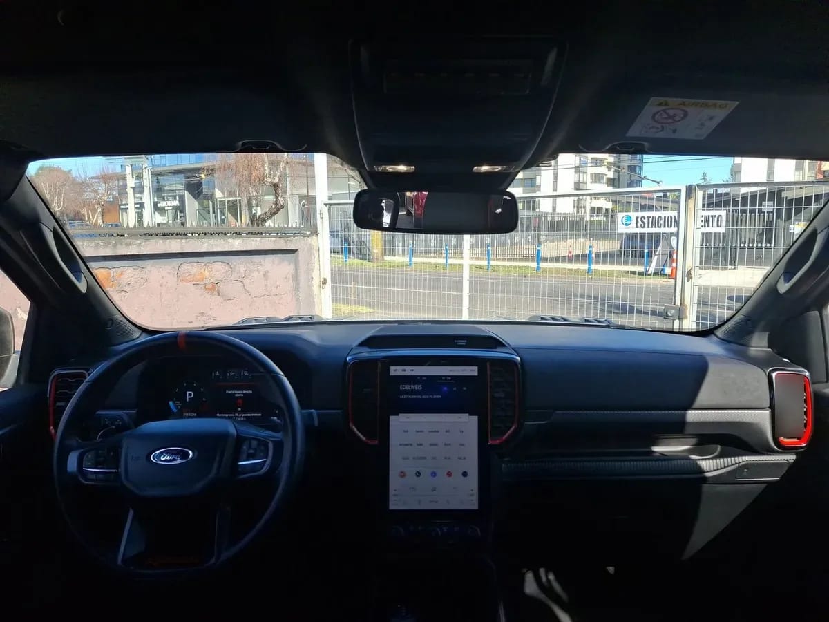 Ford Ranger 3.0t Raptor 4x4 Dob. Cab. At 4p año 2025