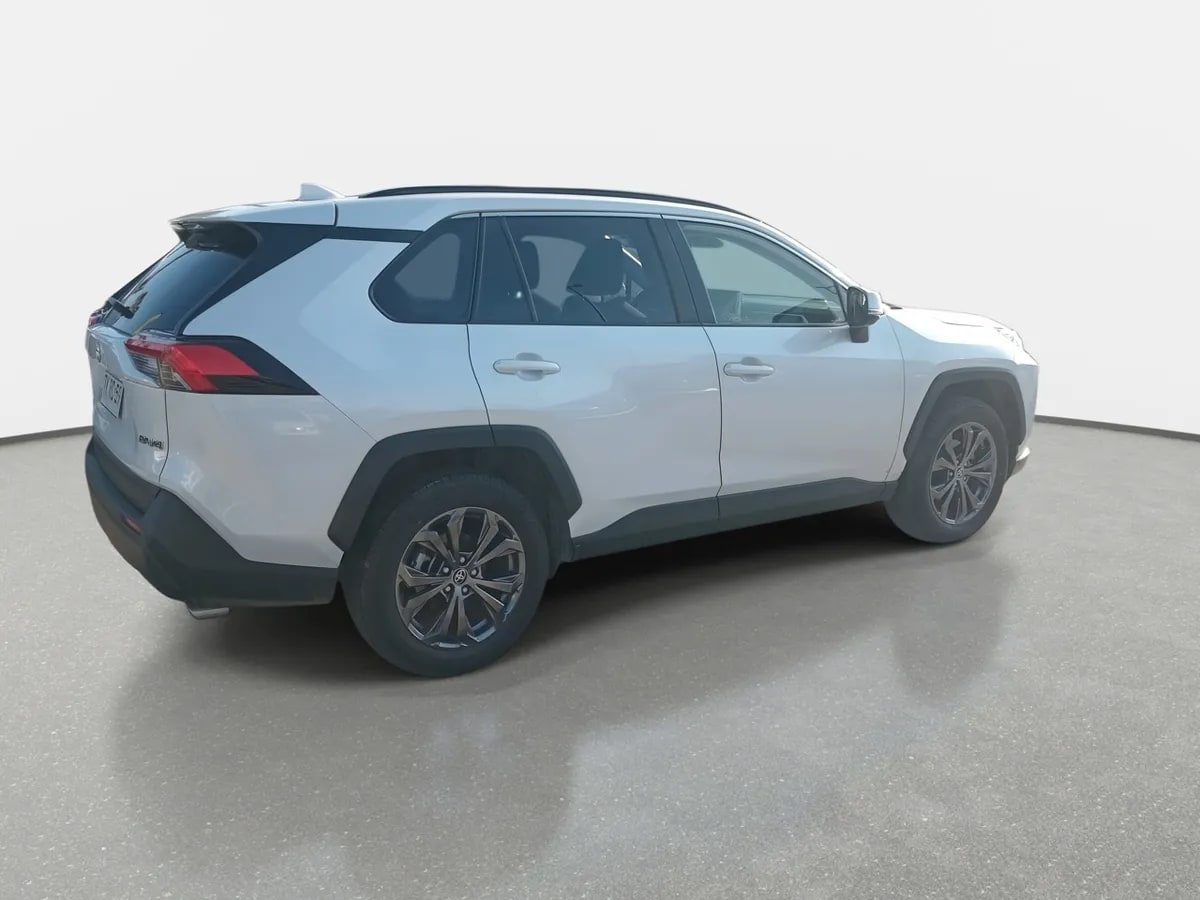 Toyota Rav 4 2.0 Xle 4x2 Cvt At 5p año 2024