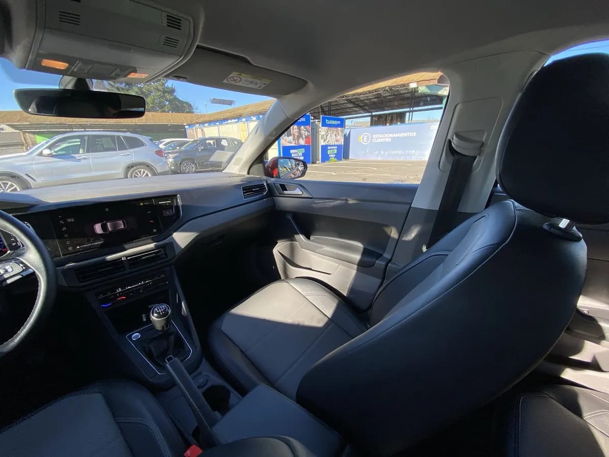 Volkswagen Polo 1.6 Highline 4x2 Hb Mt 5p año 2023