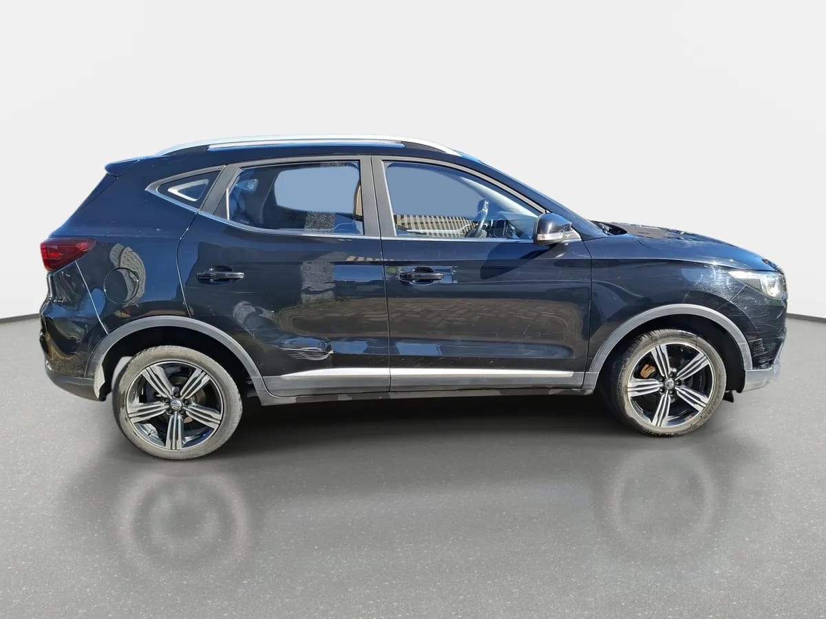 MG Mg Zs 1.5 Comfort 4x2 Mt 5p año 2023