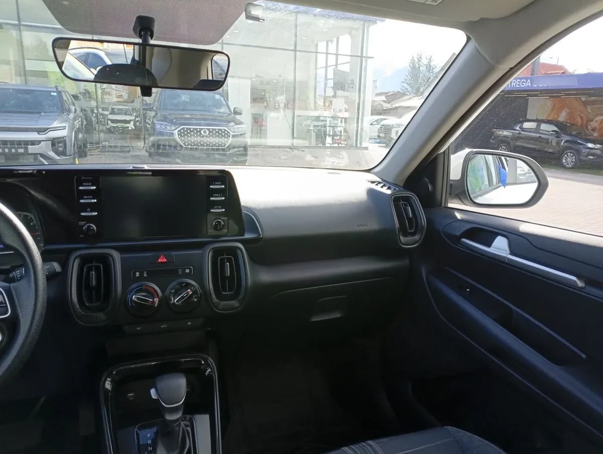 Kia Sonet 1.5 Ex 4x2 Ivt Ri At 5p año 2025
