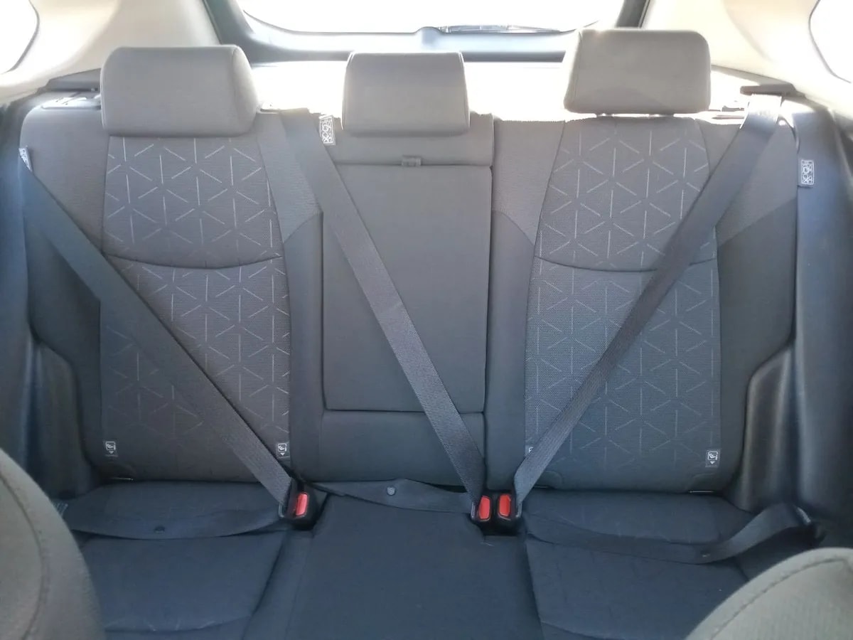 Toyota Rav 4 2.0 Xle 4x2 Cvt At 5p año 2024