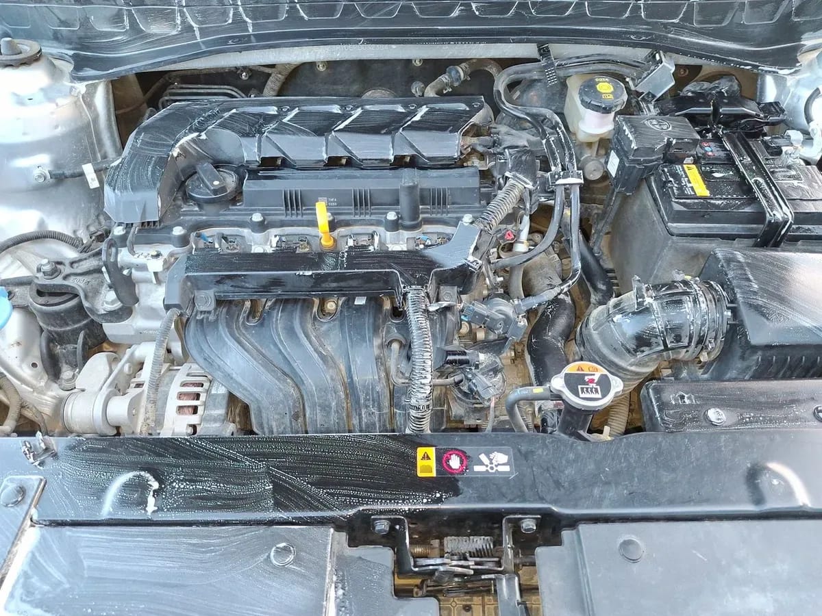 Kia Sonet 1.5 Ex 4x2 Ivt Ri At 5p año 2025