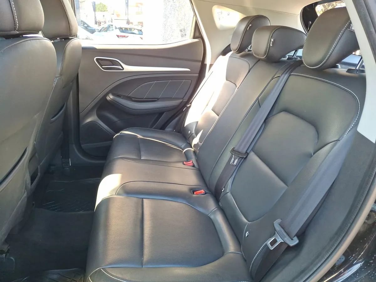 MG Mg Zs 1.5 Comfort 4x2 Mt 5p año 2023