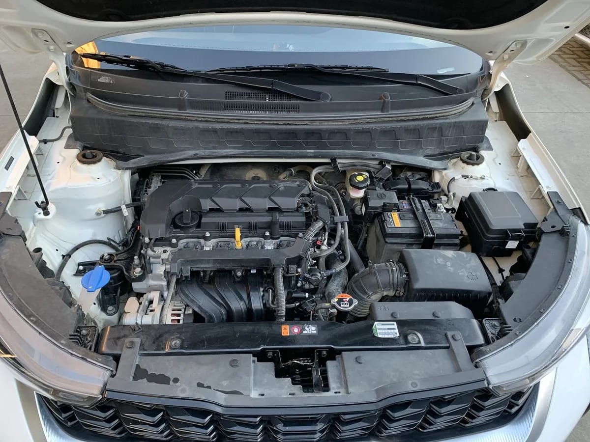 Kia Sonet 1.5 Ex 4x2 Ivt Ri At 5p año 2025
