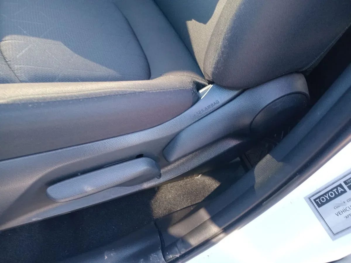 Toyota Rav 4 2.0 Xle 4x2 Cvt At 5p año 2024