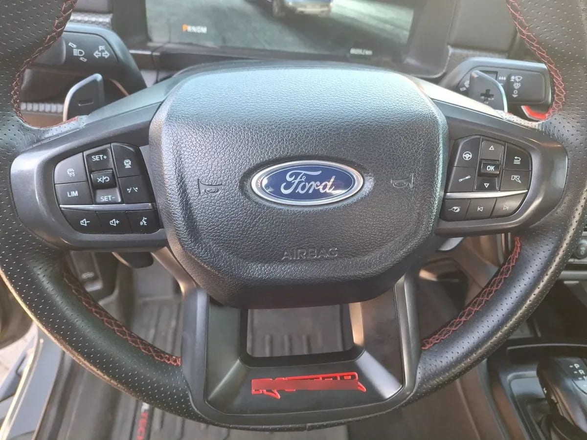 Ford Ranger 3.0t Raptor 4x4 Dob. Cab. At 4p año 2025