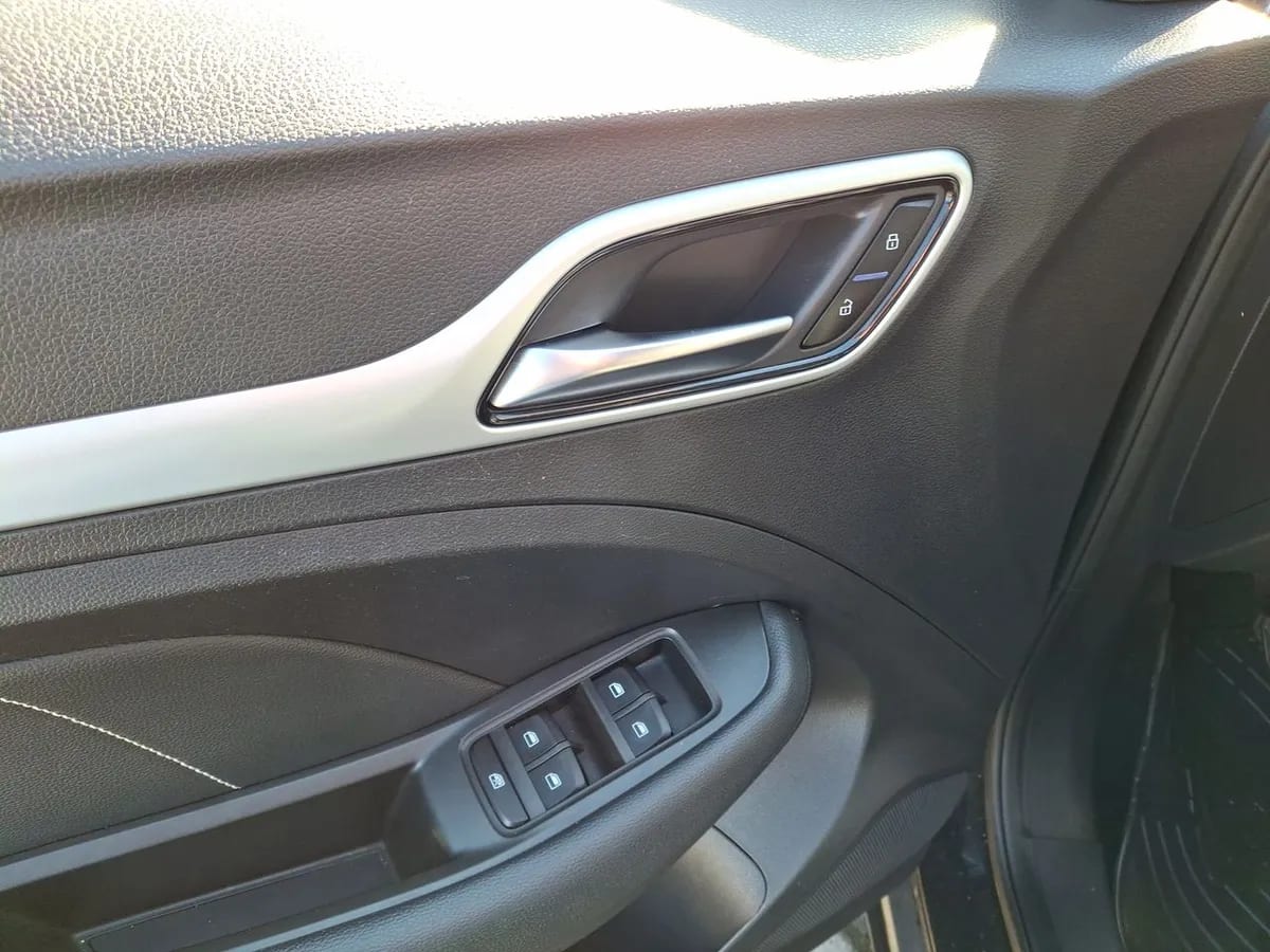 MG Mg Zs 1.5 Comfort 4x2 Mt 5p año 2023