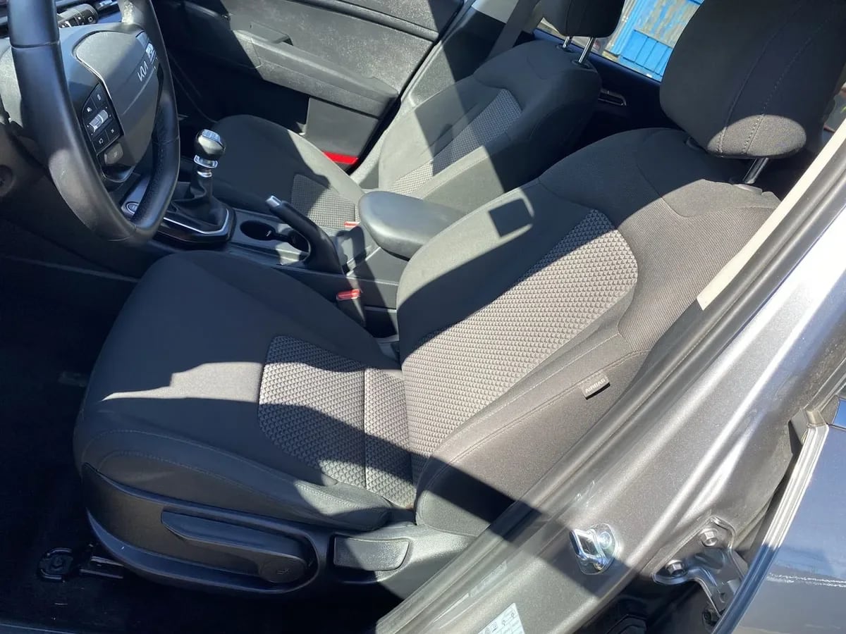 Kia Sportage 2.0 Ex Benc 2wd 6mt 5p año 2026