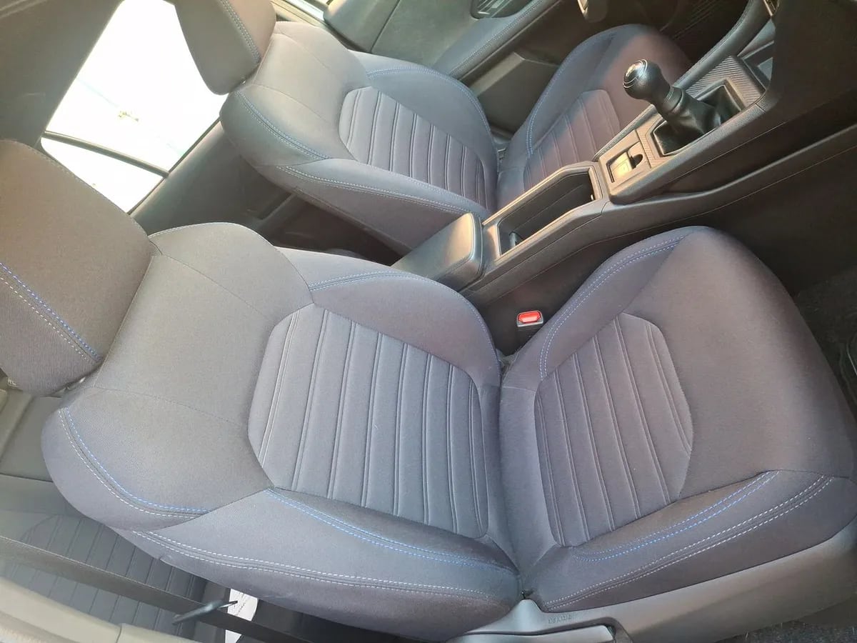 Toyota Yaris Cross 1.5 Xi 4x2 5mt 5p año 2026