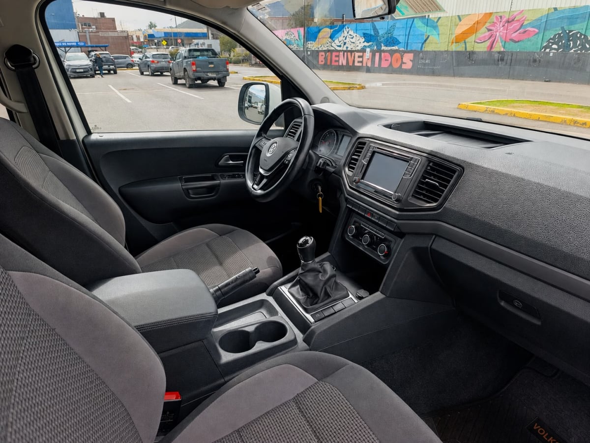 Volkswagen Amarok Comfortline 4x4 año 2021