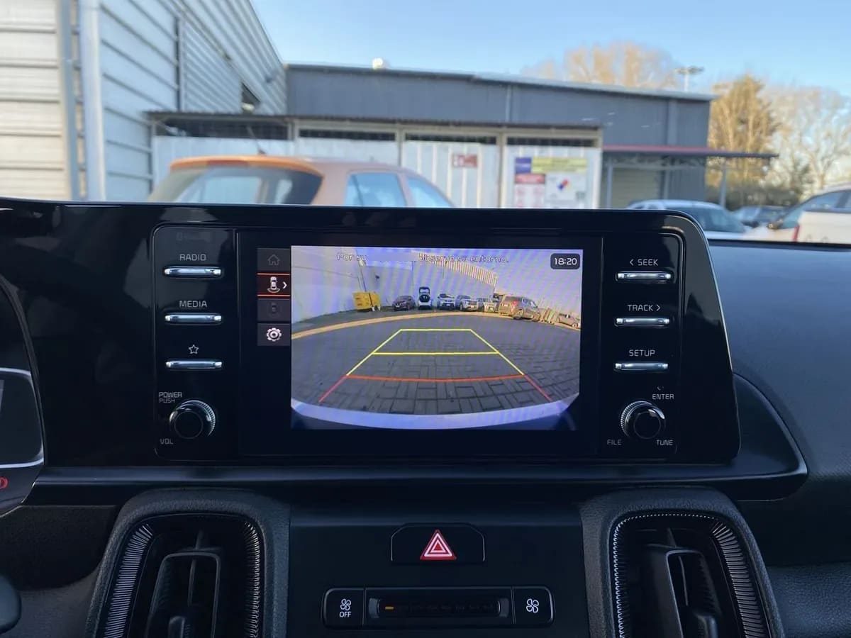 Kia Sonet 1.5 Ex 4x2 Ivt Ri At 5p año 2025