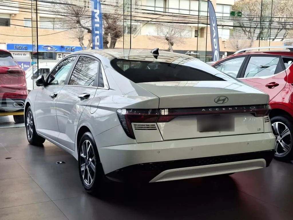 Hyundai Accent Desing año 2024