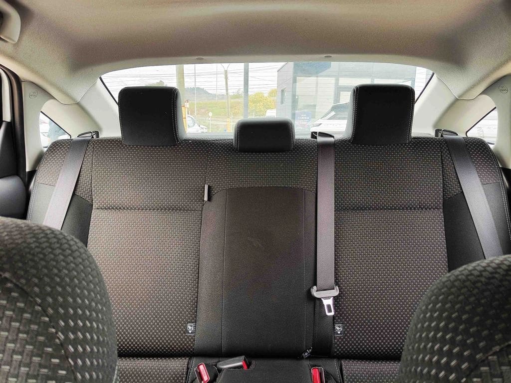 Toyota Yaris 1.5 E 4x2 Sdn Mt 4p año 2026