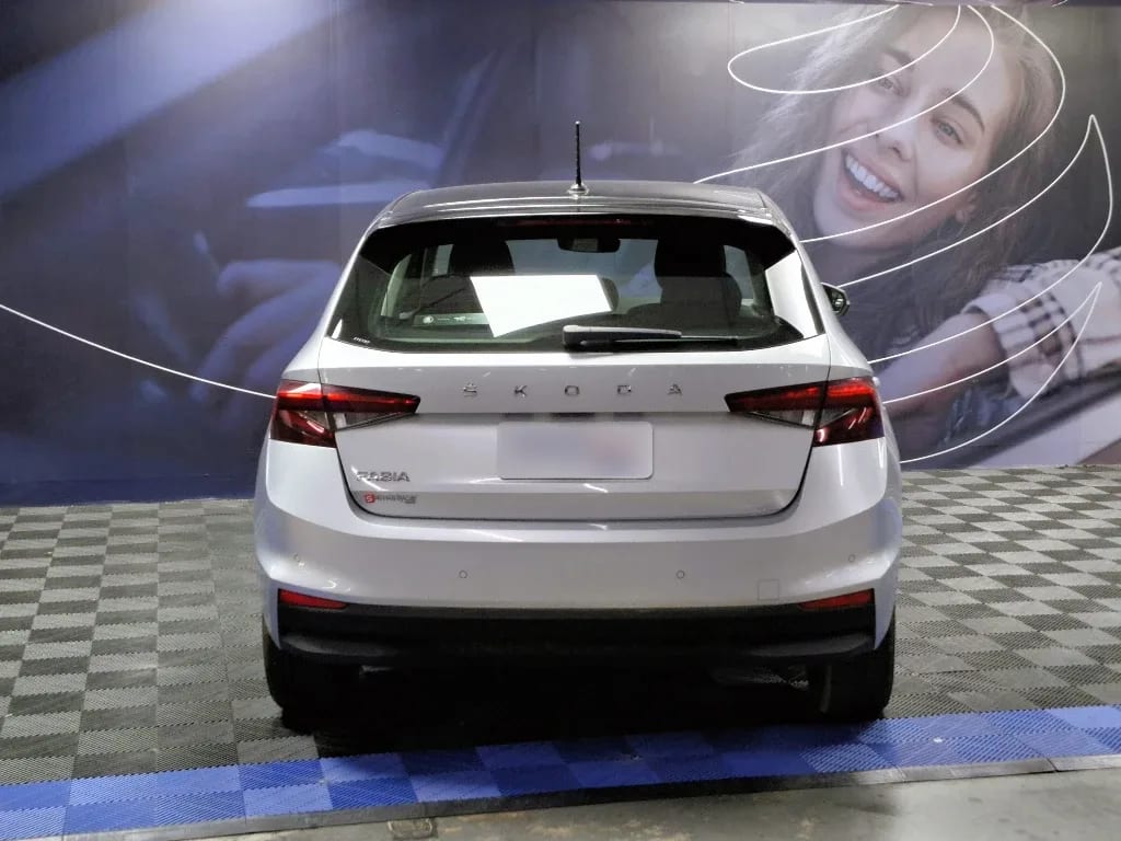 Skoda Fabia 1.0 Tsi Mt - Ambition año 2023