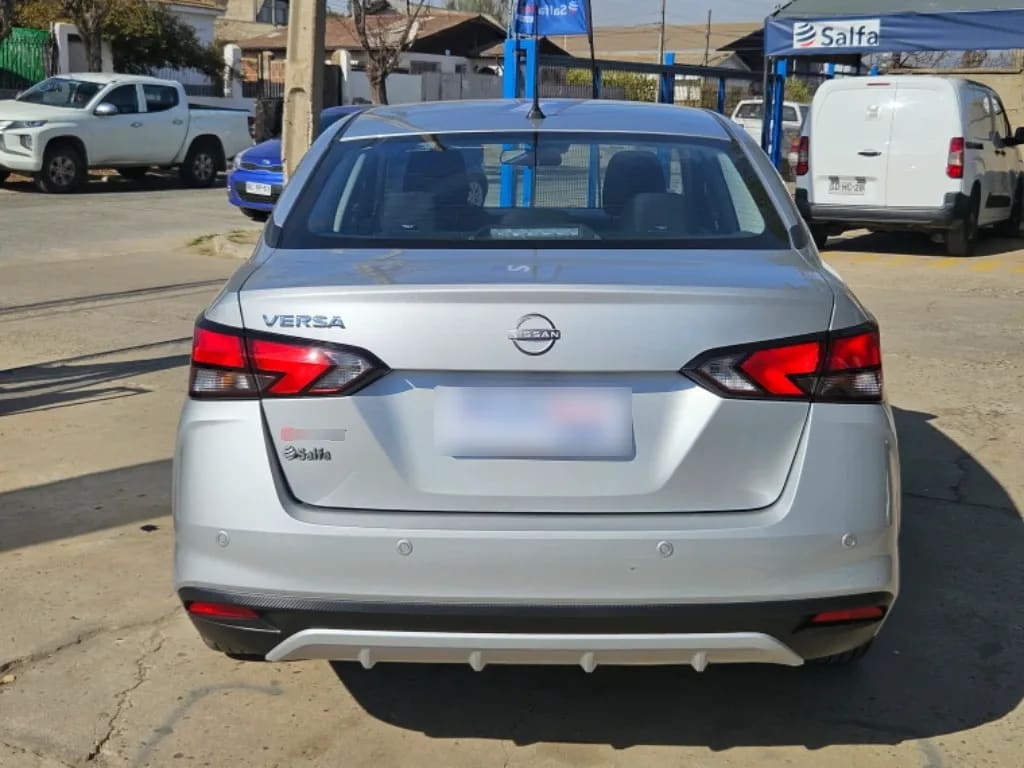 Nissan Versa Versa Sense Mt año 2024