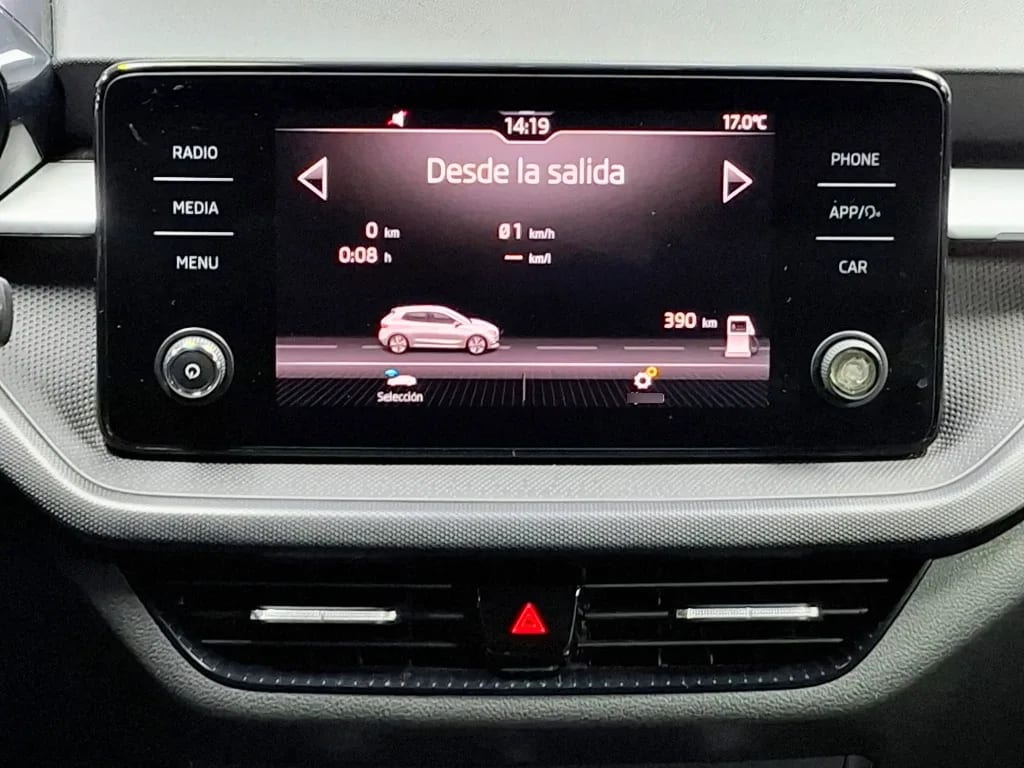 Skoda Fabia 1.0 Tsi Mt - Ambition año 2023