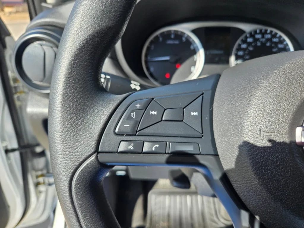 Nissan Versa Versa Sense Mt año 2024