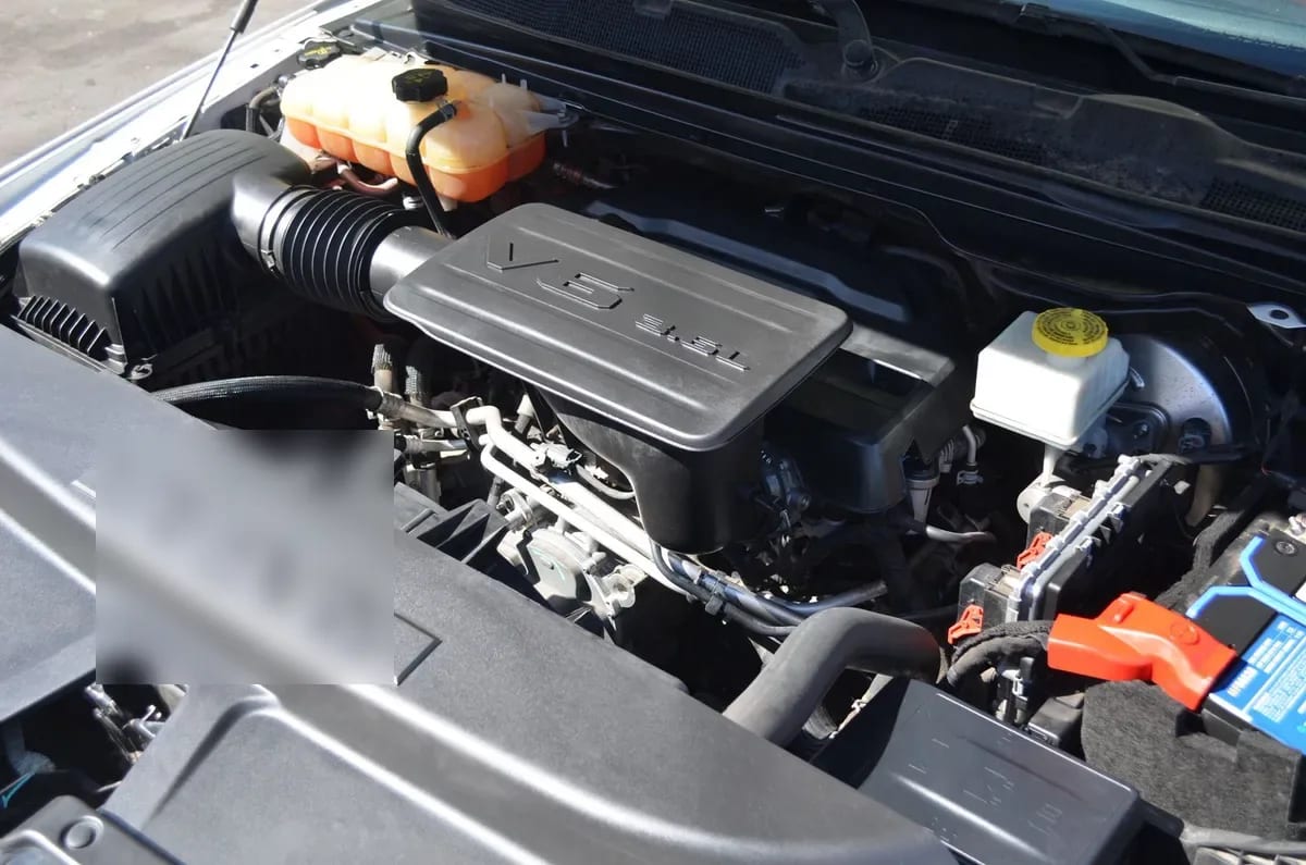 RAM 1500 3.6 Crew Cab Slt At 4x4 año 2021