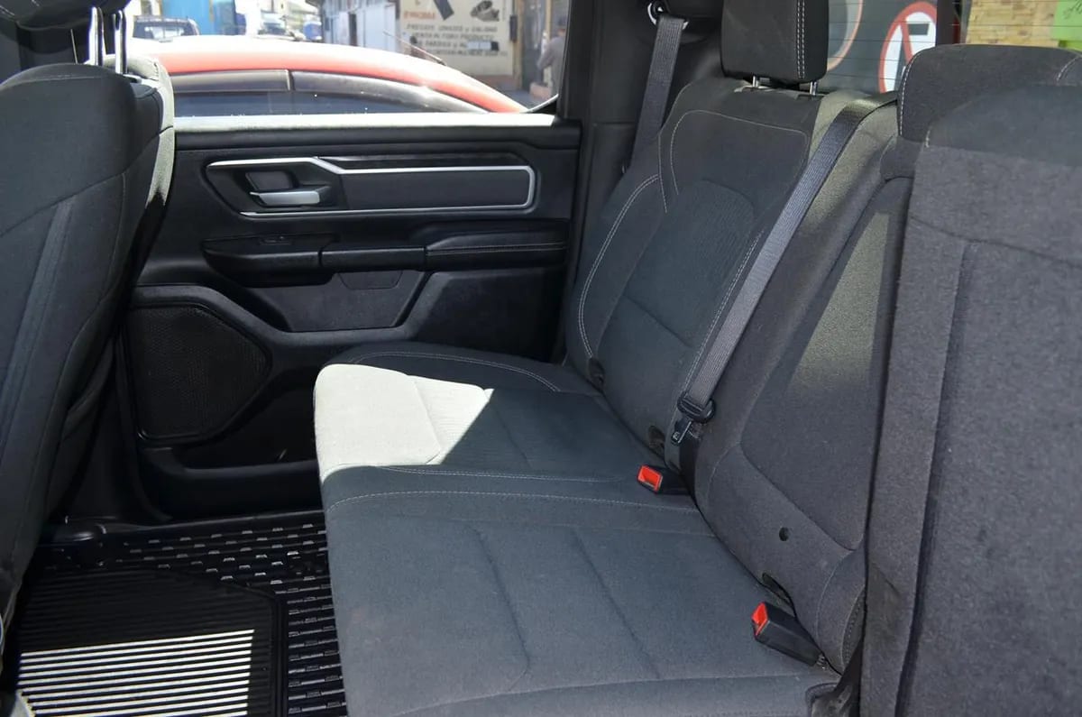 RAM 1500 3.6 Crew Cab Slt At 4x4 año 2021