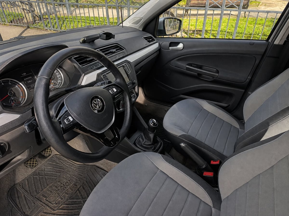 Volkswagen Gol Hb año 2022