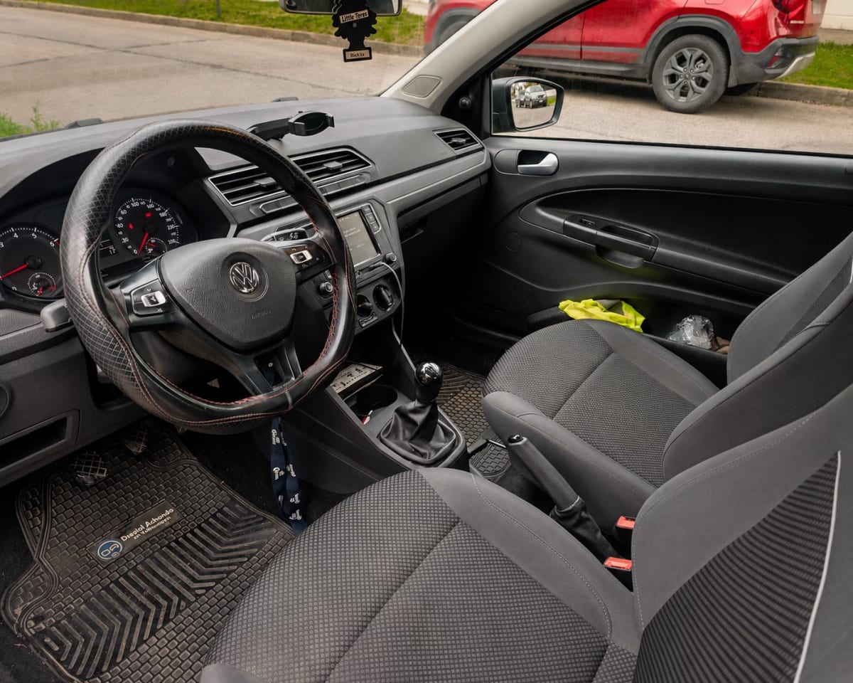 Volkswagen Saveiro 1.6 año 2020