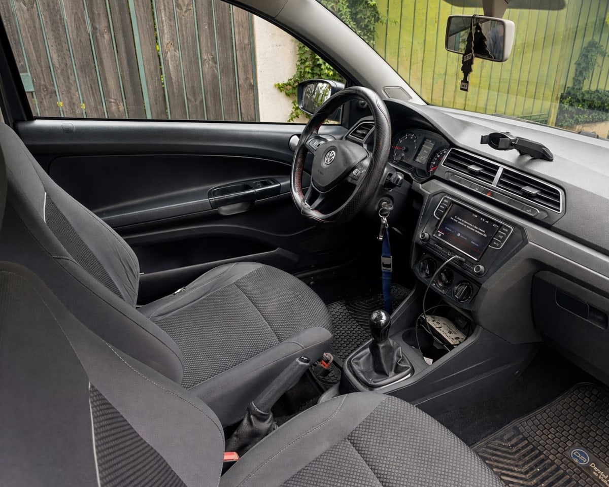 Volkswagen Saveiro 1.6 año 2020