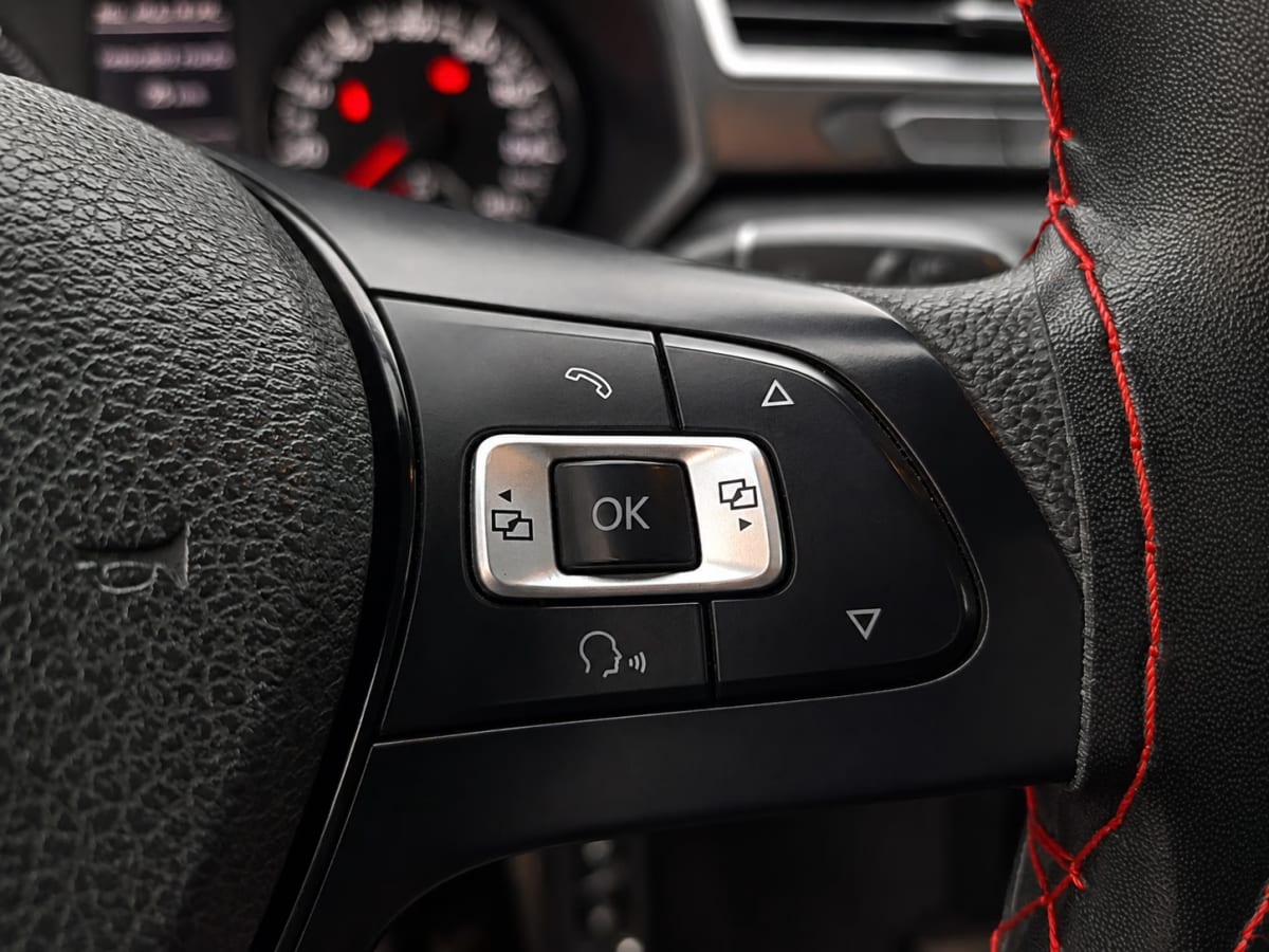 Volkswagen Saveiro 1.6 año 2020