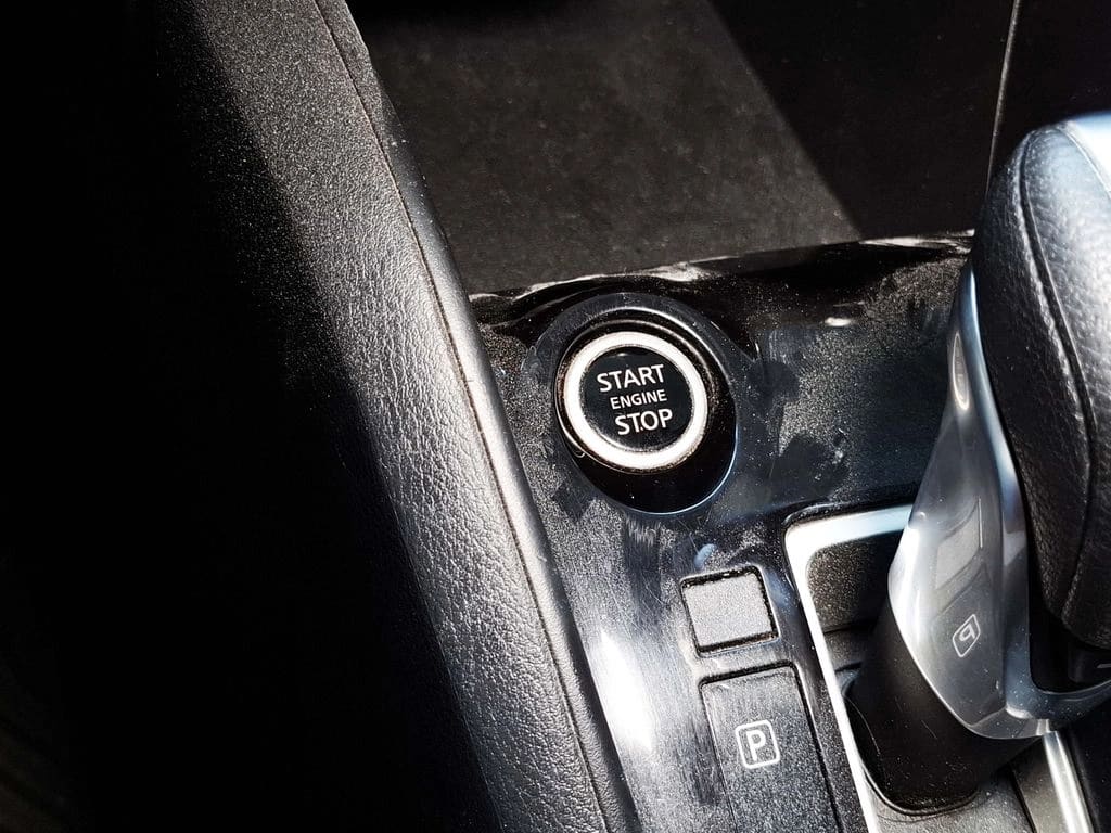 Nissan Versa Exclusive año 2023