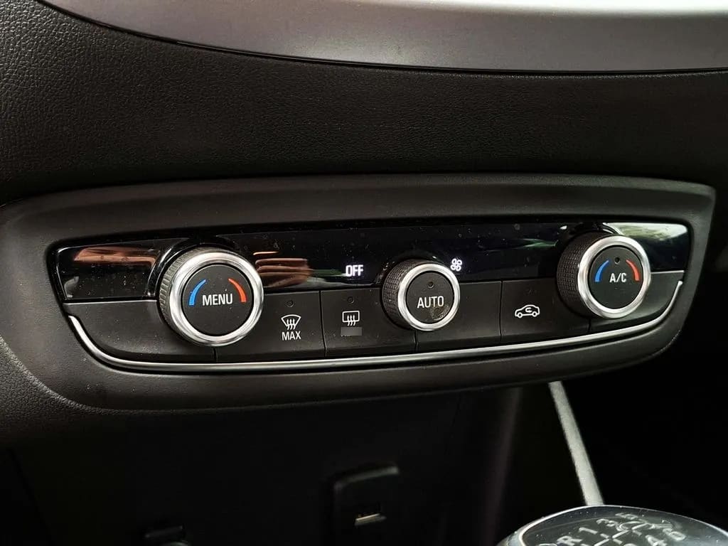 Opel Crossland 1.5 año 2023