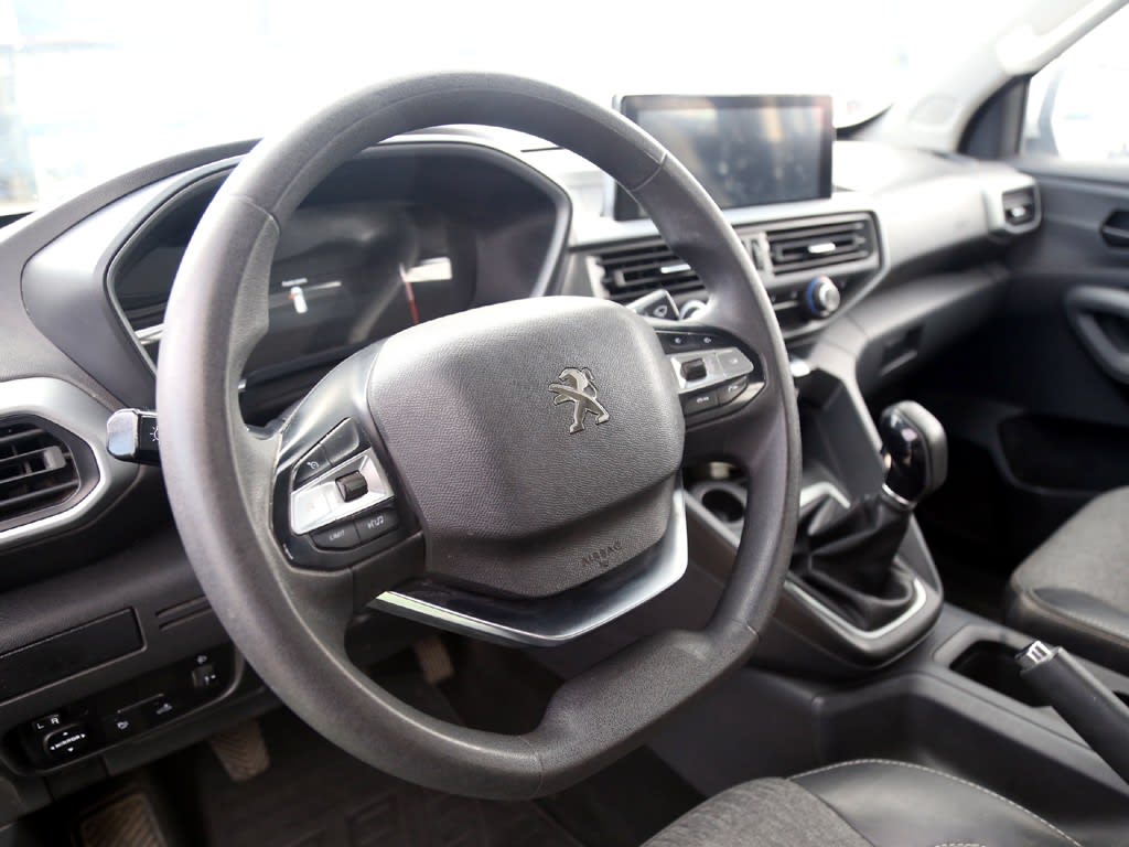 Peugeot Landtrek 1.9 4x2 Active Hdi año 2023